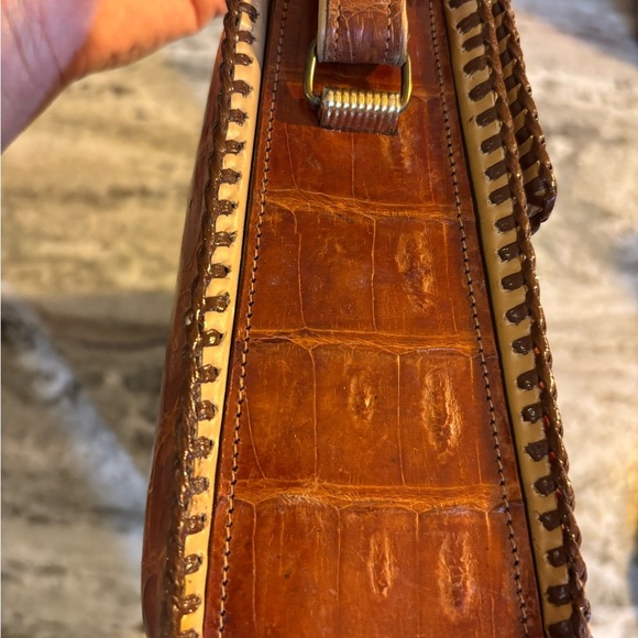 Vintage 1940’s Authentic Alligator Handbag - Picture 9 of 12